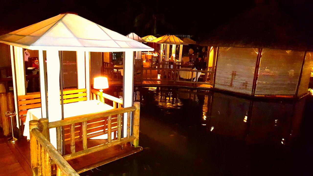 Villa In Le Tamier, 4 Bedrooms, 300M Flic En Flac Beach Екстер'єр фото